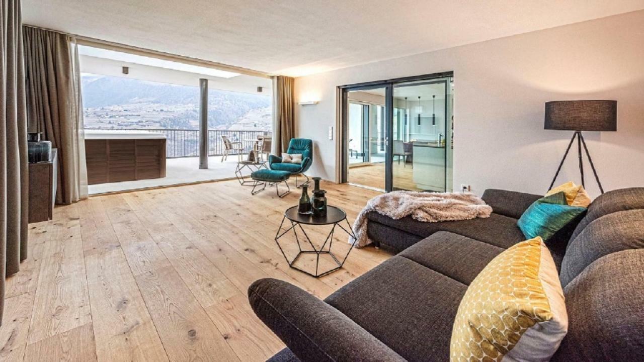 Penthouse Skygarden Apartment Schenna Exterior photo